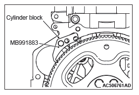 Mitsubishi Outlander. Engine Mechanical